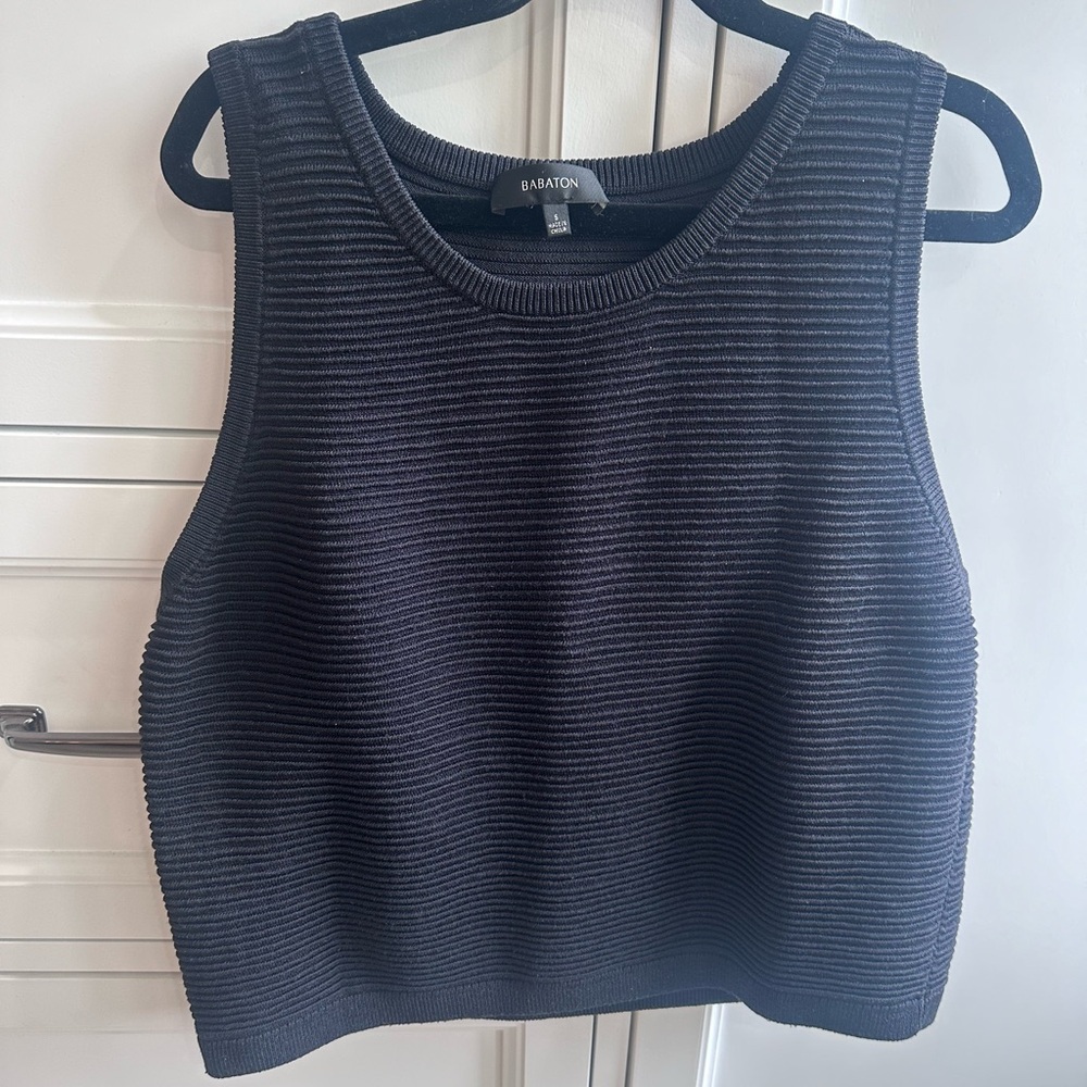 🔥 Aritzia Babaton High neck Sweater Sculpt Crewneck Knit Cropped Tank Top